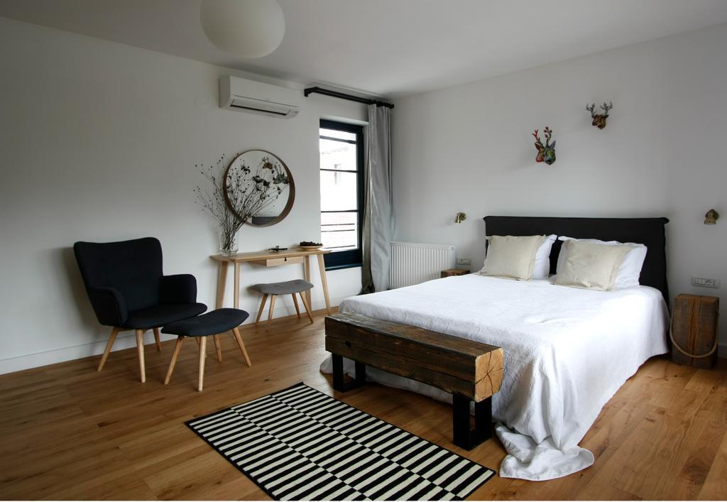 The Pines Boutique Villa Braşov Esterno foto