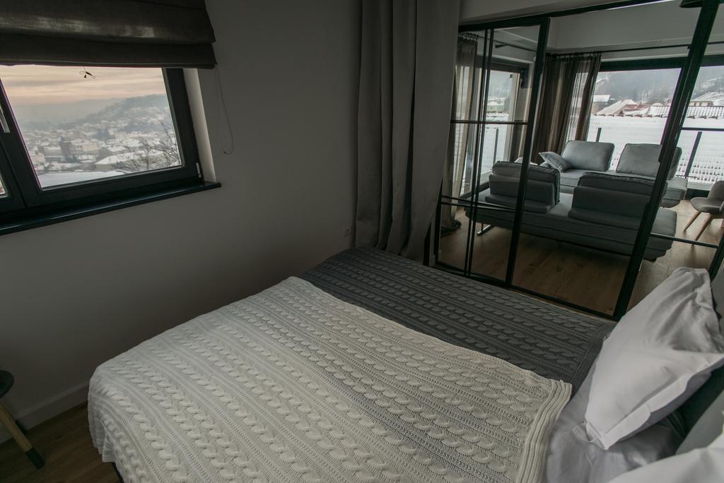 The Pines Boutique Villa Braşov Esterno foto